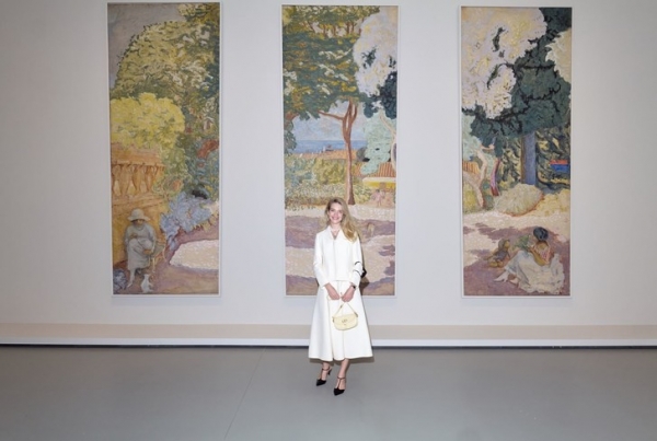 Леди в Dior: прекрасная Наталья Водянова на открытии выставки русского искусства в Париже